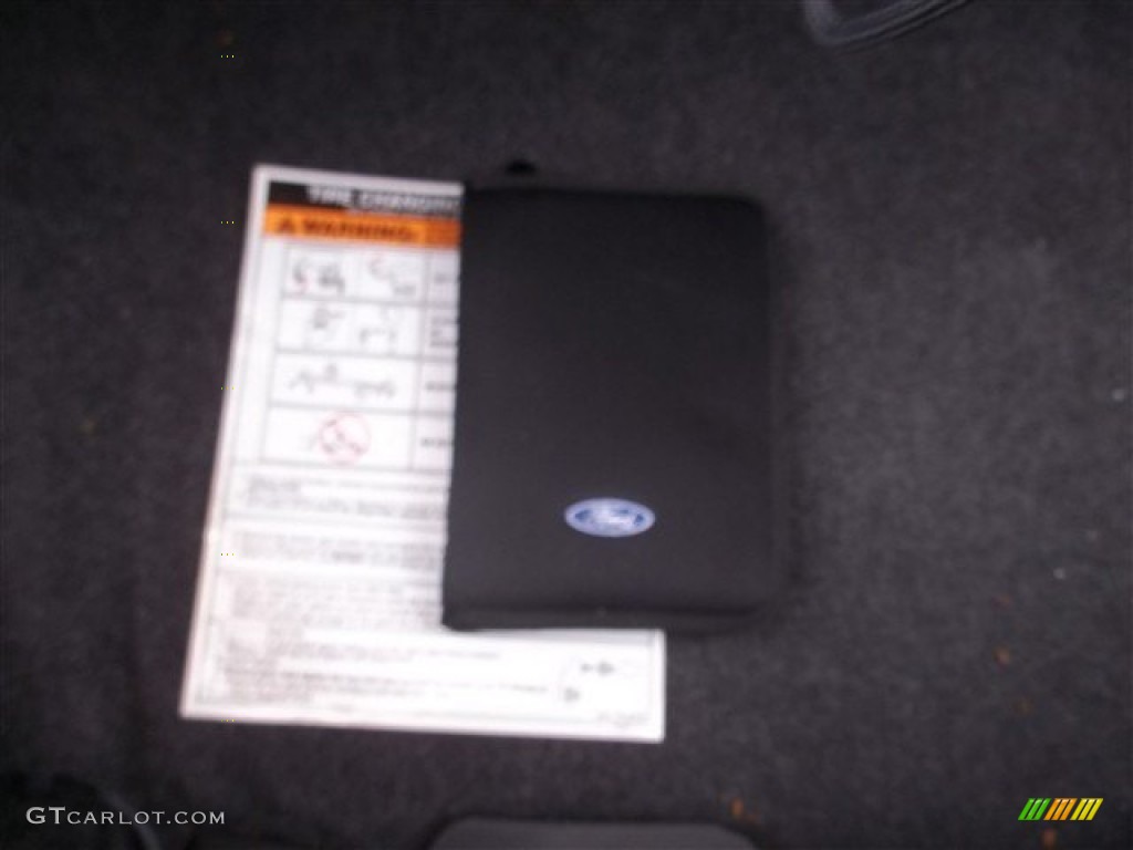 2005 Mustang V6 Deluxe Convertible - Windveil Blue Metallic / Medium Parchment photo #17