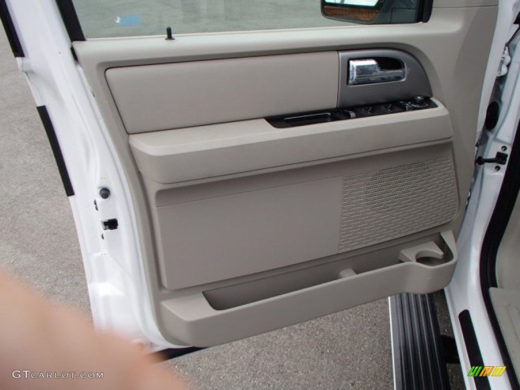2013 Ford Expedition Limited 4x4 Stone Door Panel Photo #81599292