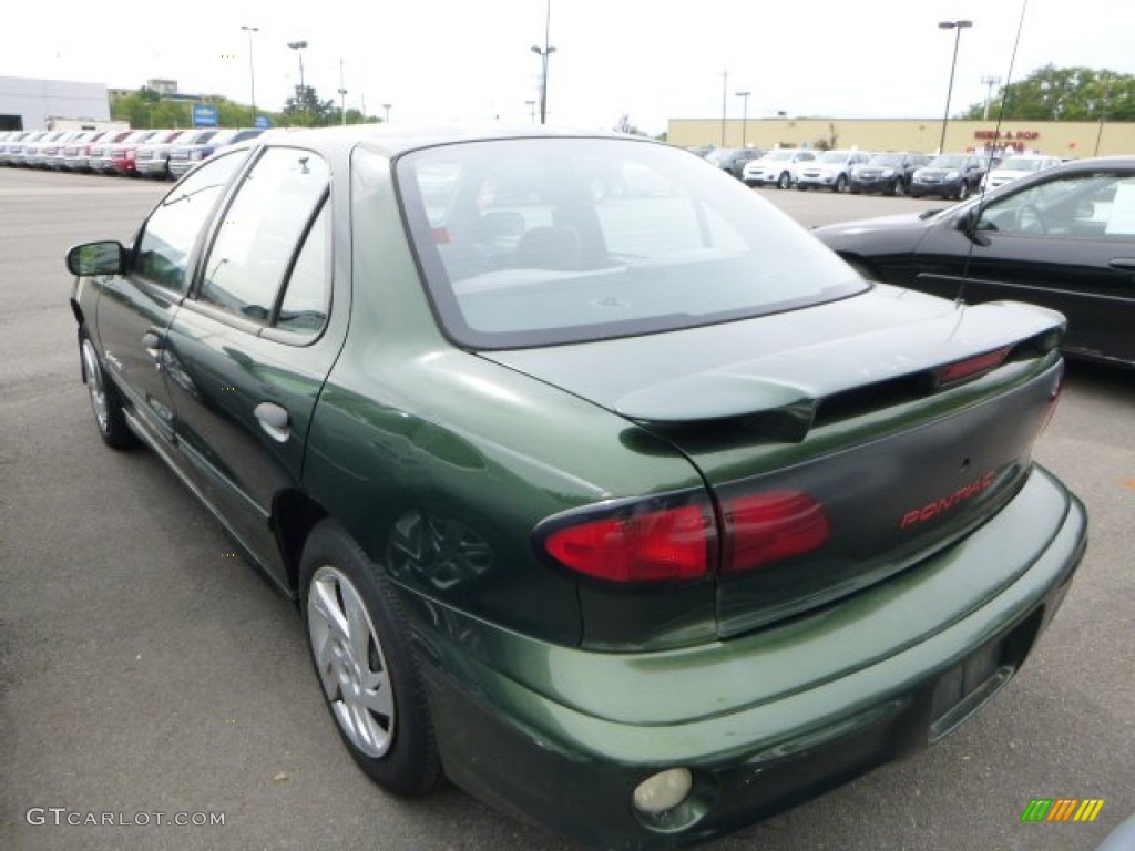 Spruce Green Metallic 2000 Pontiac Sunfire SE Sedan Exterior Photo #81599463