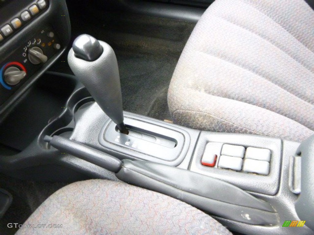 2000 Pontiac Sunfire SE Sedan Transmission Photos