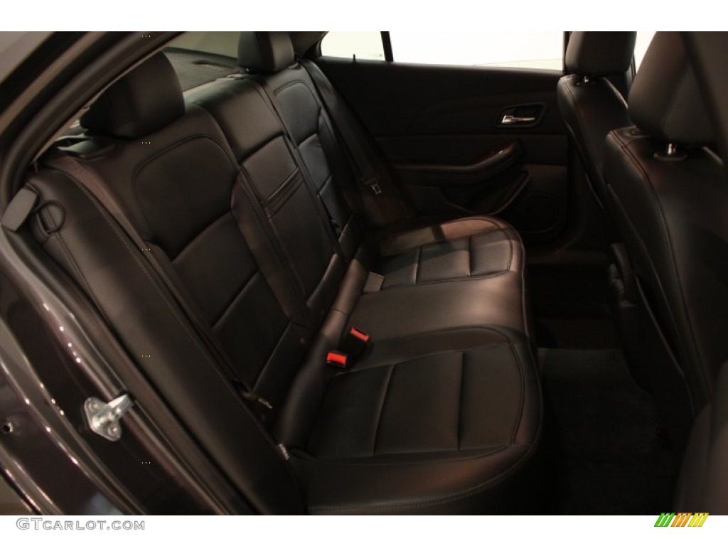 2013 Chevrolet Malibu LTZ Rear Seat Photo #81600119