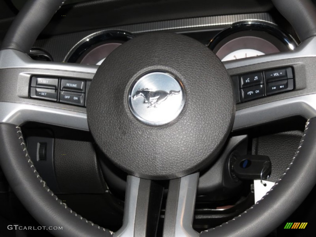 2010 Ford Mustang GT Premium Coupe Controls Photo #81600243