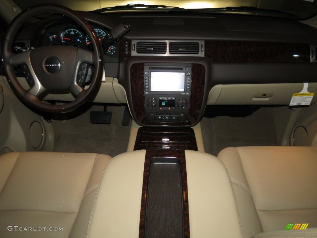 2013 Yukon Denali AWD - Onyx Black / Cocoa/Light Cashmere photo #3