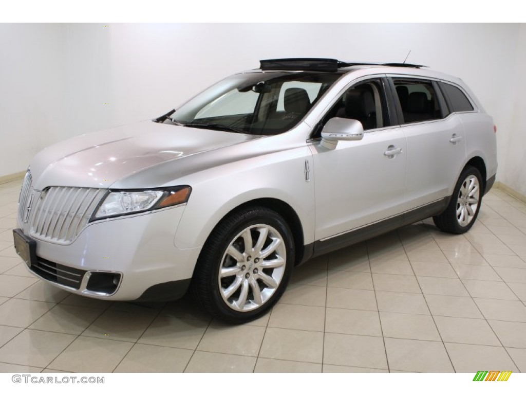 Ingot Silver Metallic 2010 Lincoln MKT AWD Exterior Photo #81601338