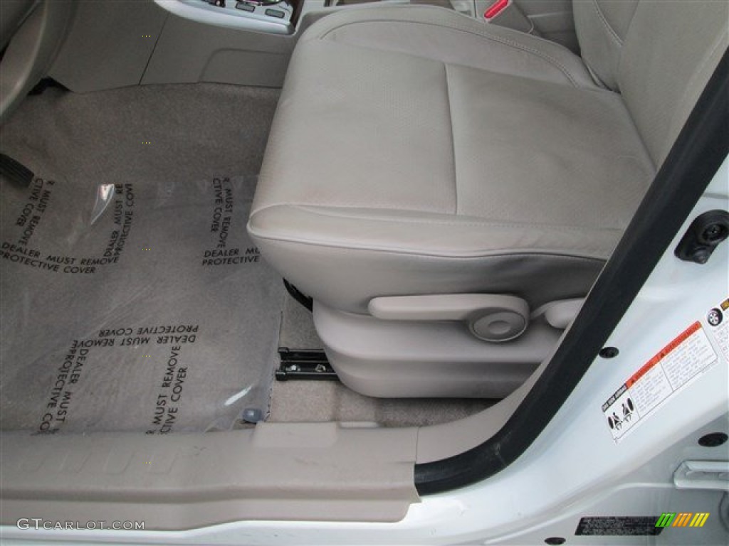 2011 Grand Vitara Limited - White Water Pearl / Beige photo #8