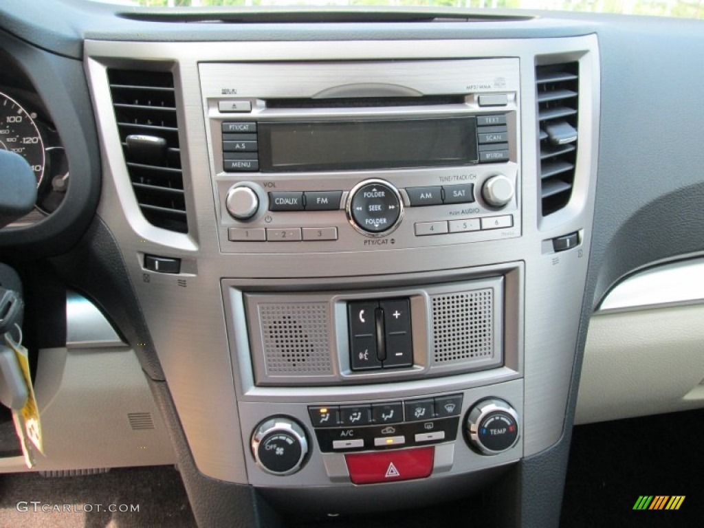 2011 Subaru Outback 2.5i Premium Wagon Controls Photo #81602490