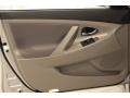 Classic Silver Metallic - Camry SE Photo No. 4