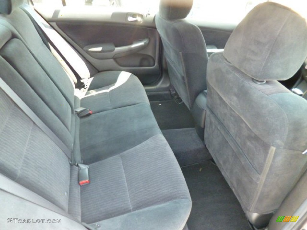 2003 Accord LX Sedan - Satin Silver Metallic / Black photo #12