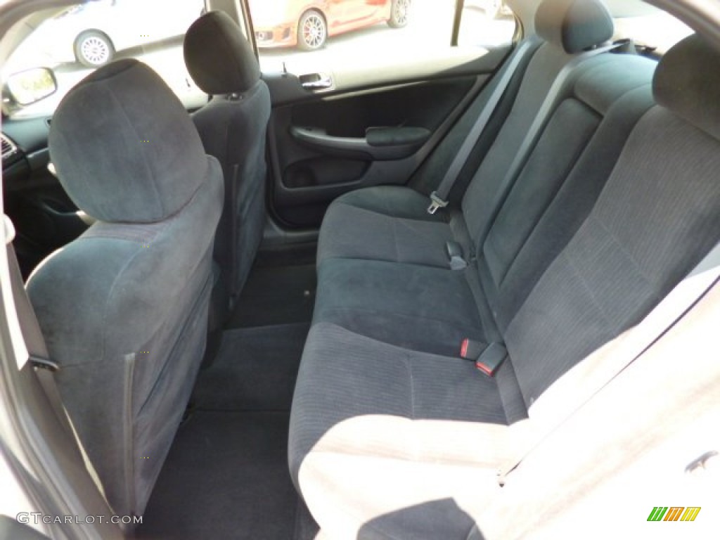 2003 Accord LX Sedan - Satin Silver Metallic / Black photo #13