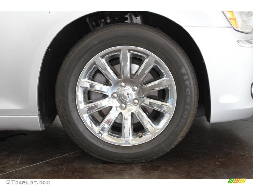 2012 Chrysler 300 Limited Wheel Photo #81609039