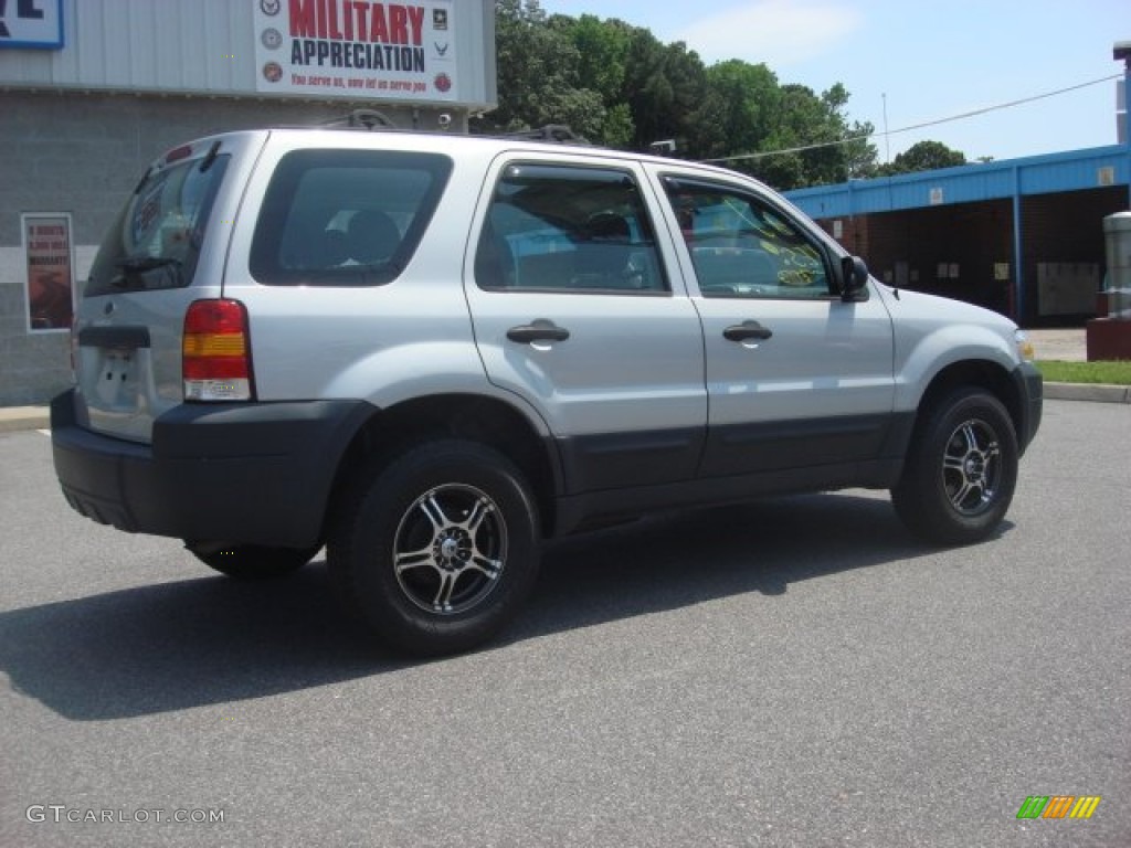 2006 Escape XLS - Silver Metallic / Medium/Dark Flint photo #7