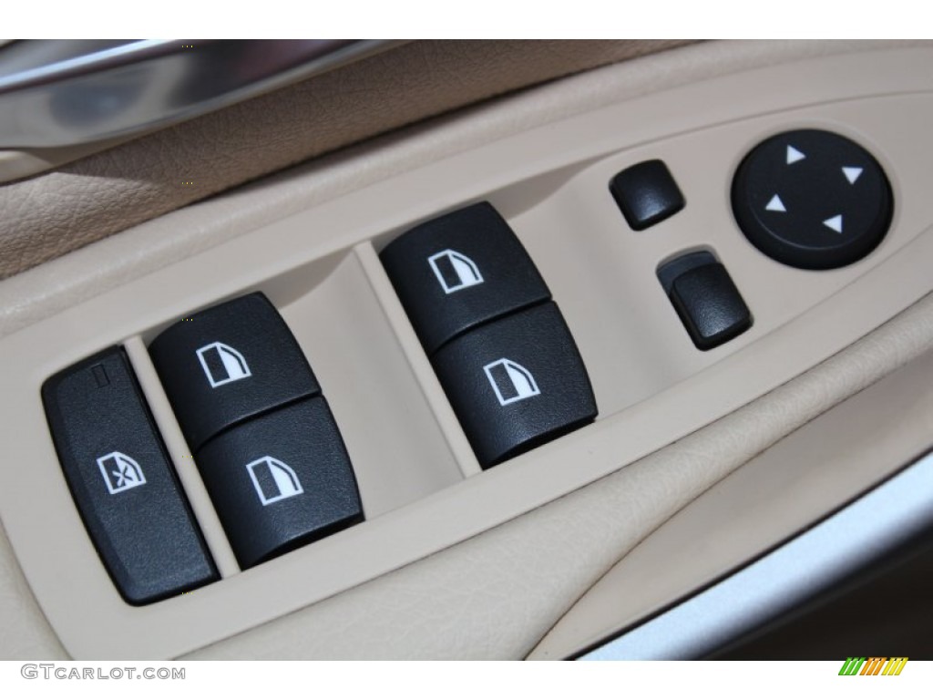2013 3 Series 328i Sedan - Jet Black / Venetian Beige photo #32
