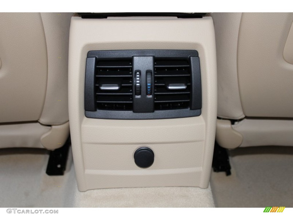 2013 3 Series 328i Sedan - Jet Black / Venetian Beige photo #34