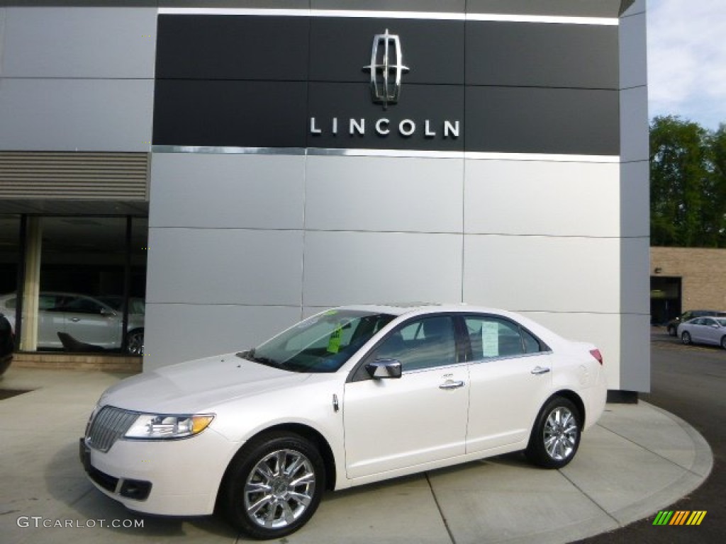 White Platinum Tri-Coat Lincoln MKZ
