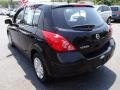 Super Black - Versa 1.8 S Hatchback Photo No. 9