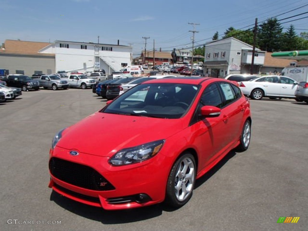 Race Red 2013 Ford Focus ST Hatchback Exterior Photo #81613674