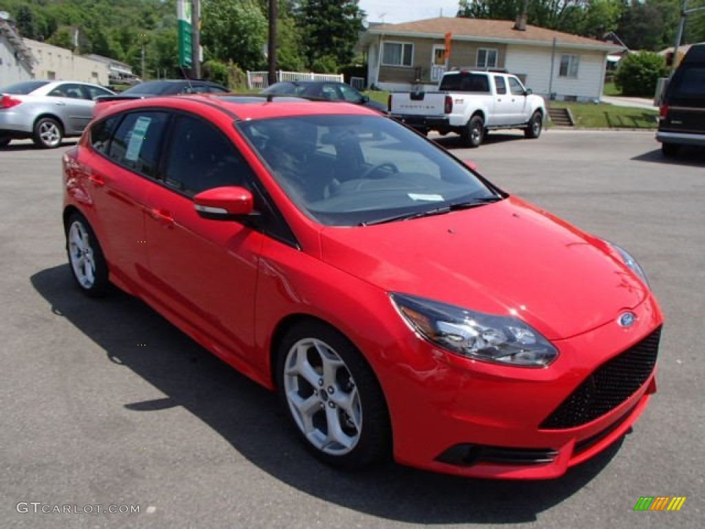 Race Red 2013 Ford Focus ST Hatchback Exterior Photo #81613720