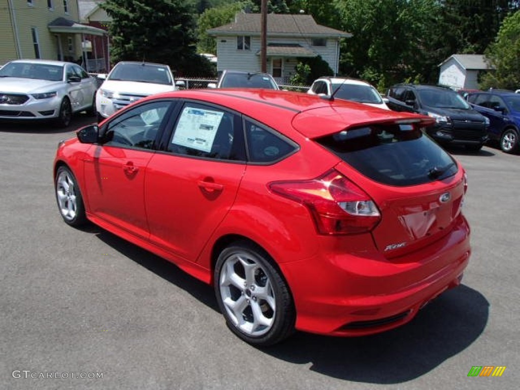 Race Red 2013 Ford Focus ST Hatchback Exterior Photo #81613807