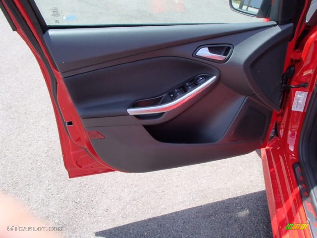 2013 Ford Focus ST Hatchback ST Charcoal Black Full-Leather Recaro Seats Door Panel Photo #81613929