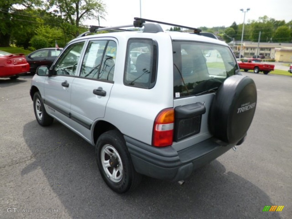 1999 Tracker 4x4 - Silver Metallic / Medium Gray photo #5