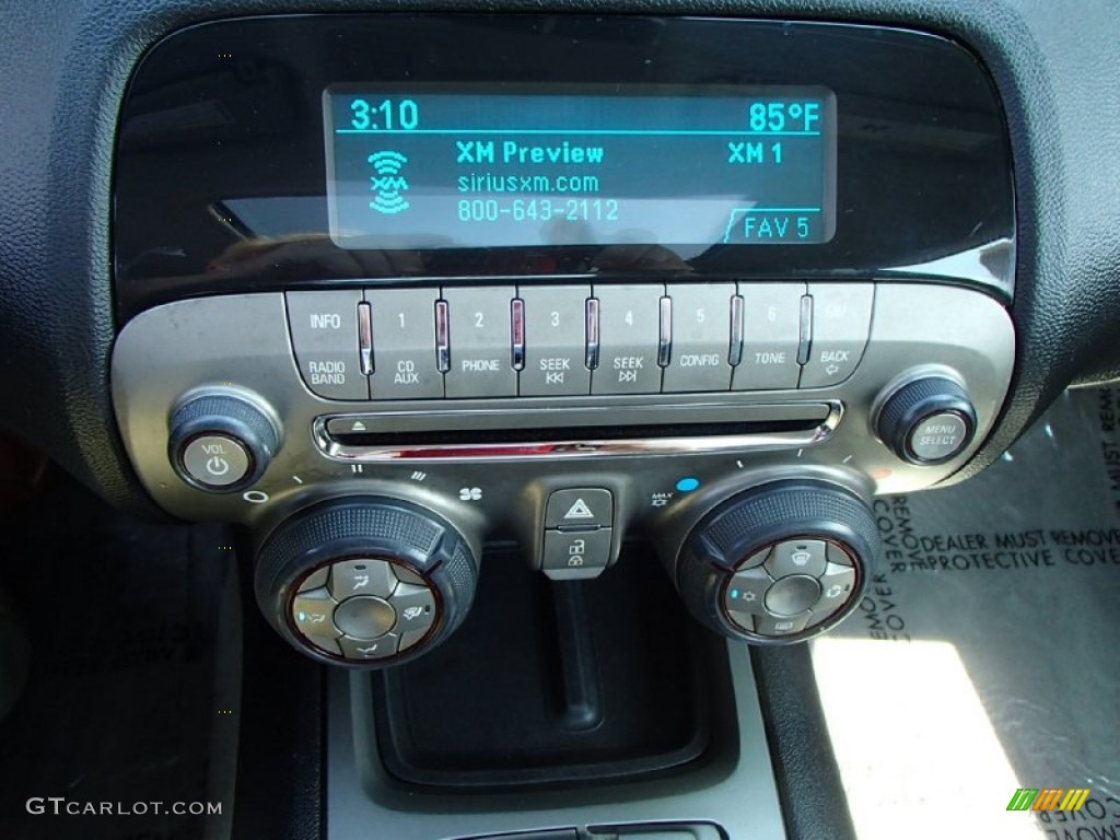 2011 Chevrolet Camaro LT Coupe Controls Photo #81617124
