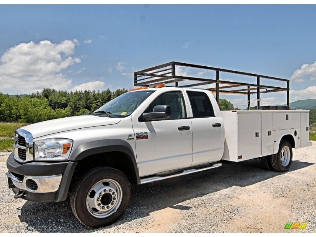 2008 Ram 4500 HD SLT Crew Cab Utility Truck - Bright White / Medium Slate Gray photo #3