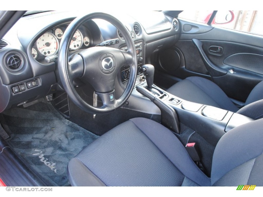Black Interior 2003 Mazda MX-5 Miata Roadster Photo #81618378