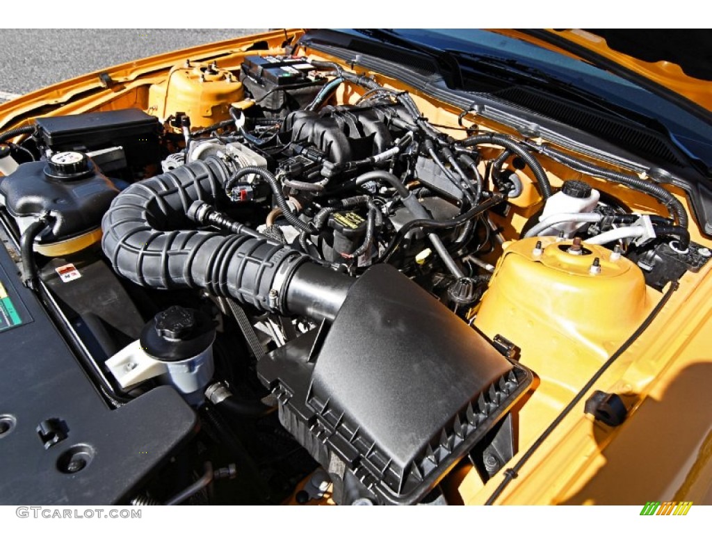 2009 Ford Mustang V6 Premium Coupe Engine Photos