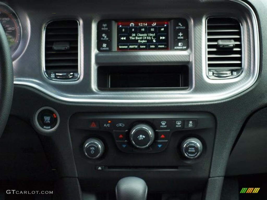 2013 Dodge Charger SE Controls Photos