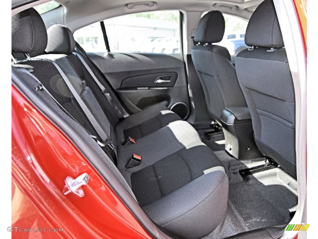 2013 Chevrolet Cruze LT/RS Rear Seat Photo #81620394