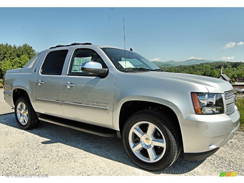 2013 Avalanche LT 4x4 Black Diamond Edition - Silver Ice Metallic / Ebony photo #2