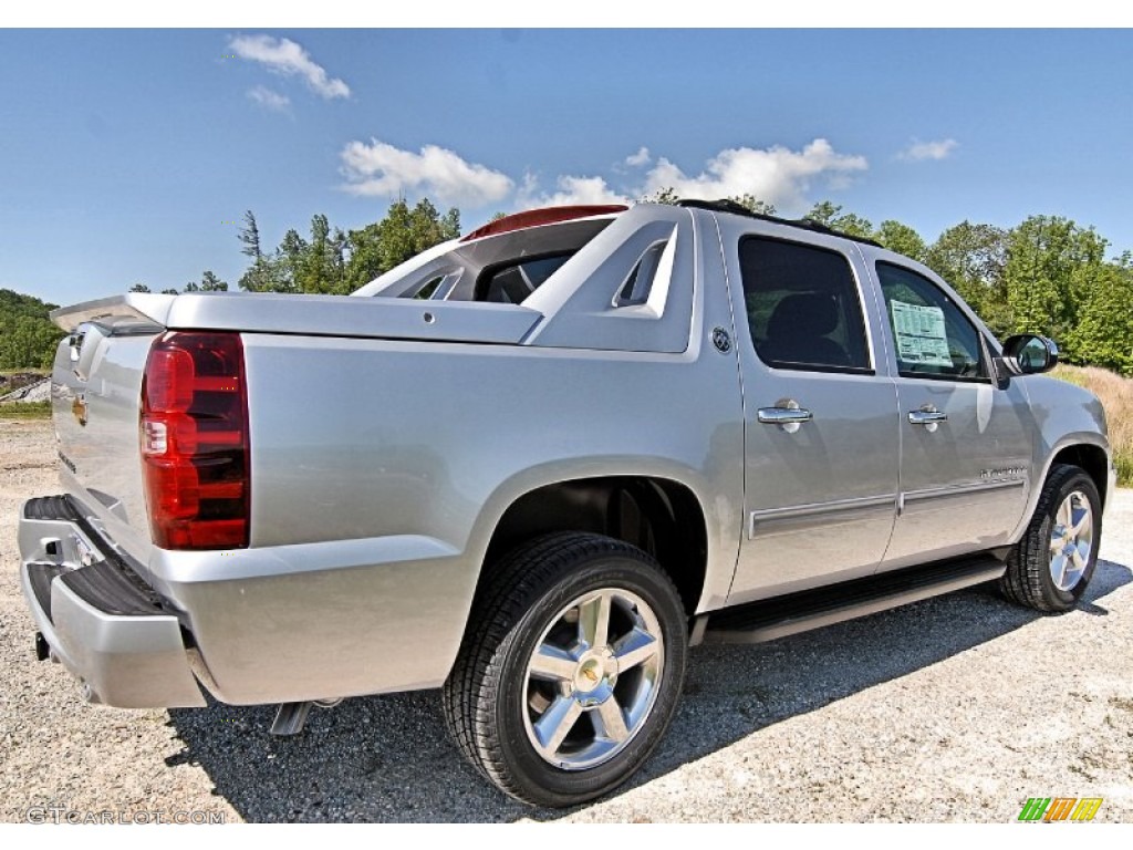 Silver Ice Metallic 2013 Chevrolet Avalanche LT 4x4 Black Diamond Edition Exterior Photo #81620577