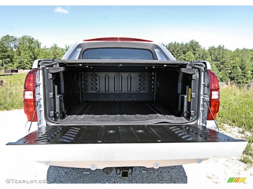 2013 Chevrolet Avalanche LT 4x4 Black Diamond Edition Trunk Photo #81620646