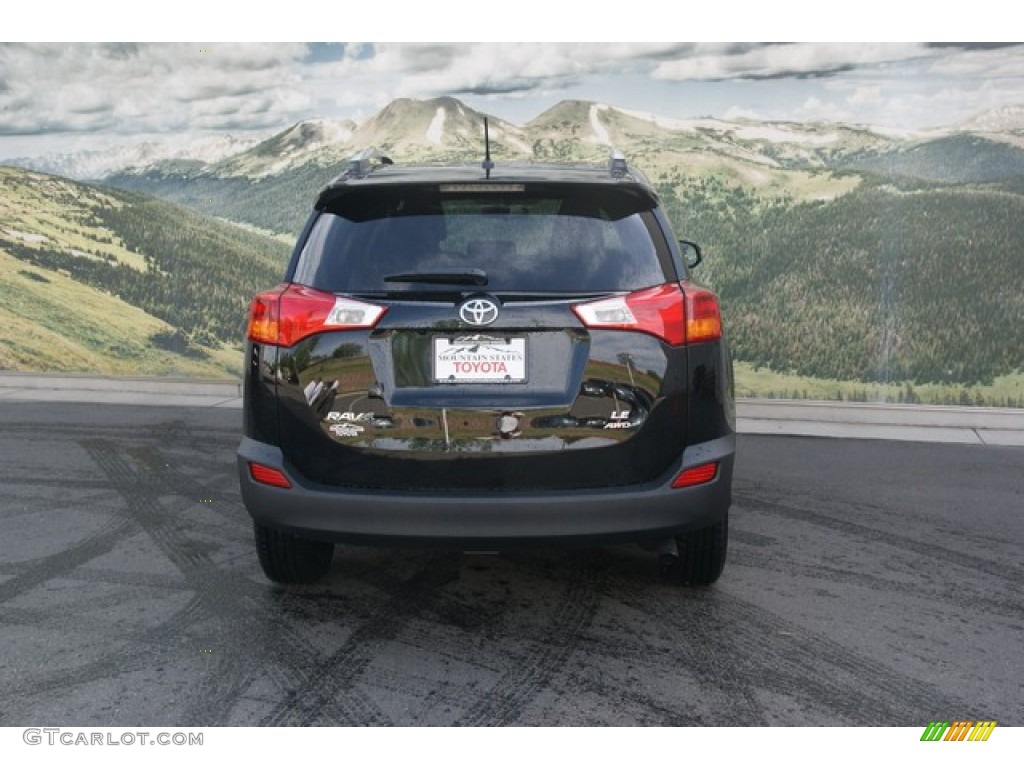 2013 RAV4 LE AWD - Black / Ash photo #4