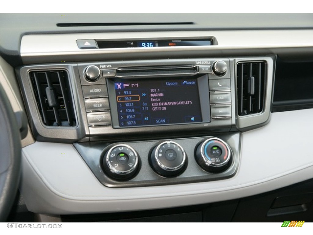 2013 RAV4 LE AWD - Black / Ash photo #6