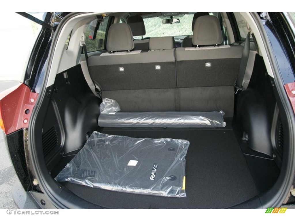 2013 RAV4 LE AWD - Black / Ash photo #8