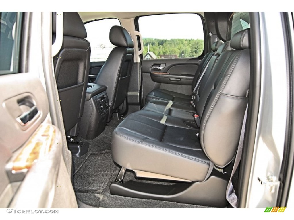 2013 Chevrolet Avalanche LT 4x4 Black Diamond Edition Rear Seat Photo #81620832