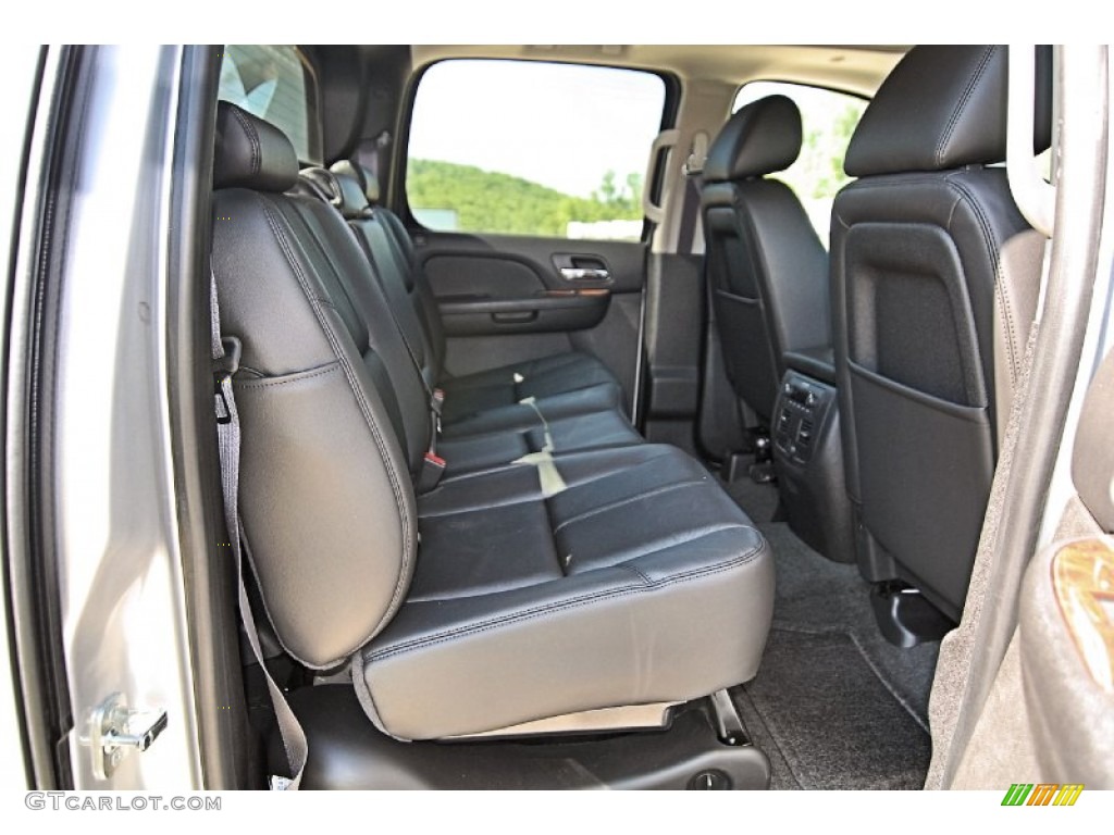2013 Chevrolet Avalanche LT 4x4 Black Diamond Edition Rear Seat Photos