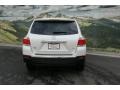 2013 Blizzard White Pearl Toyota Highlander V6 4WD  photo #4