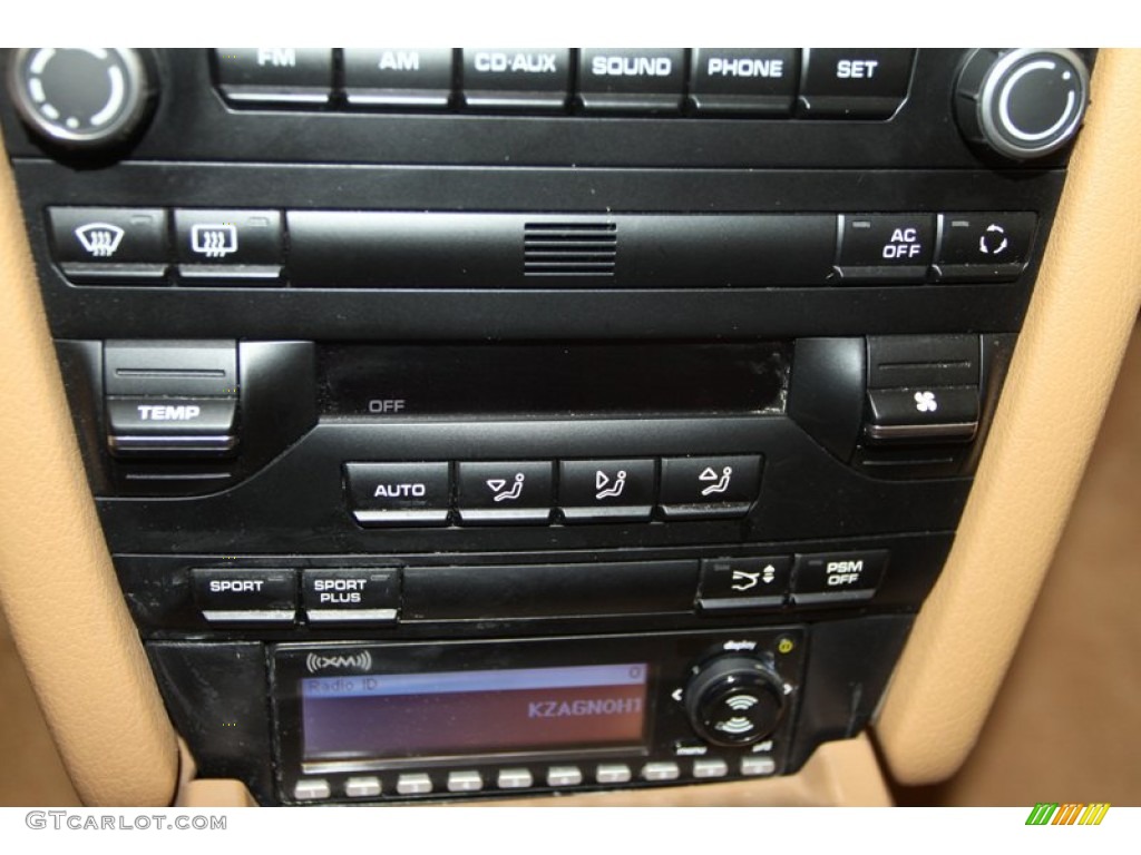 2009 Porsche Cayman S Controls Photo #81623319