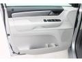 Mercury Silver Metallic - Routan SEL Photo No. 13