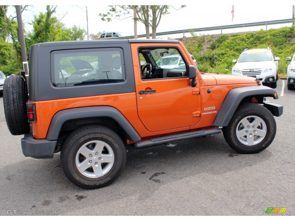 2010 Wrangler Sport 4x4 - Mango Tango Pearl / Dark Slate Gray/Medium Slate Gray photo #4