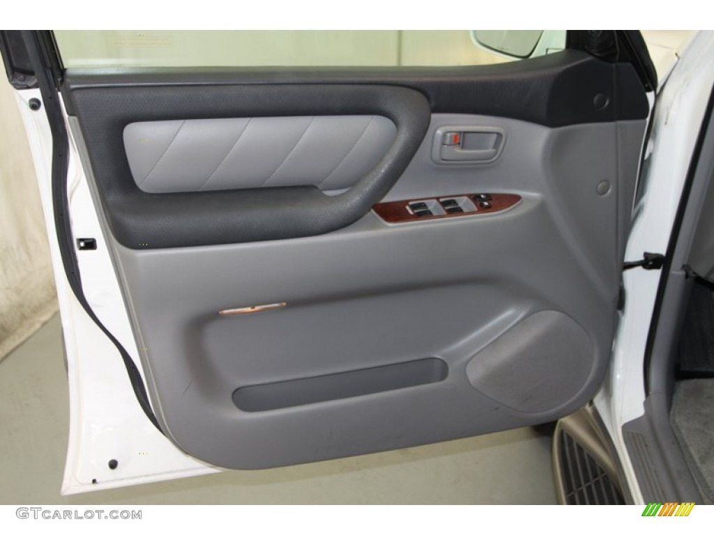 2005 Toyota Land Cruiser Standard Land Cruiser Model Ivory Door Panel Photo #81626050