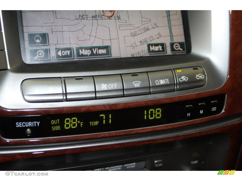 2005 Toyota Land Cruiser Standard Land Cruiser Model Controls Photo #81626556