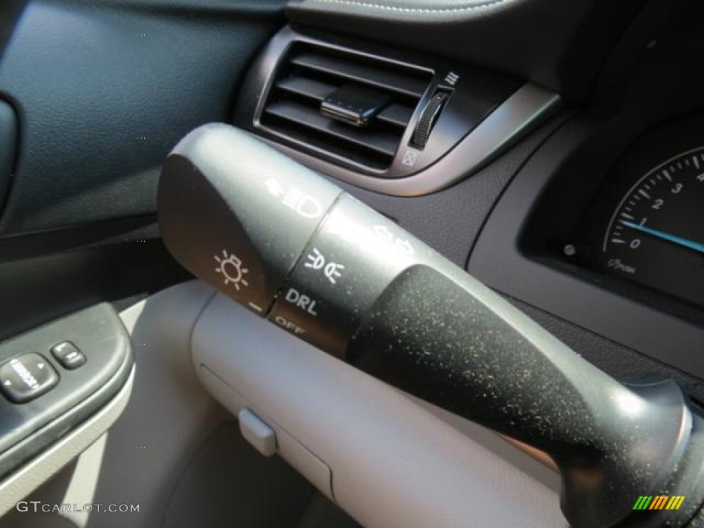 2012 Toyota Camry L Controls Photo #81626759