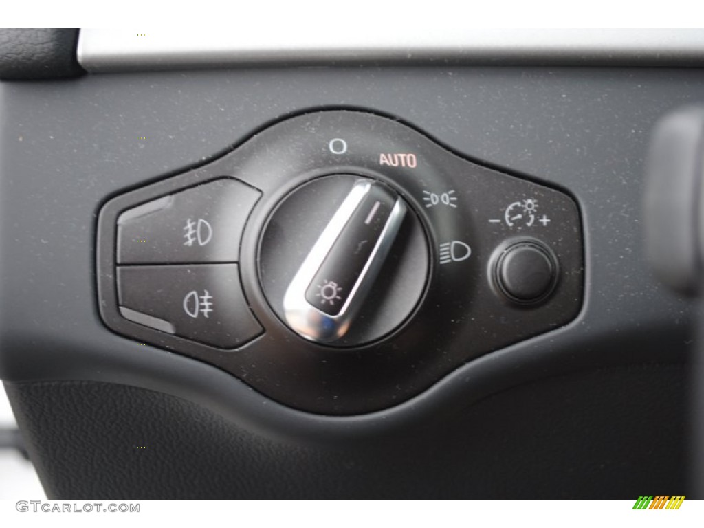 2010 Audi S4 3.0 quattro Sedan Controls Photo #81626944