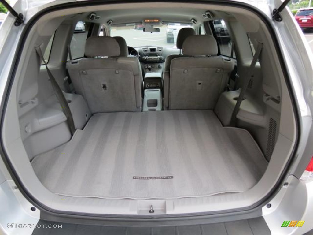 2012 Toyota Highlander Standard Highlander Model Trunk Photo #81627480