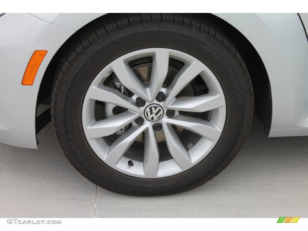 2013 Volkswagen Beetle TDI Convertible Wheel Photo #81628065