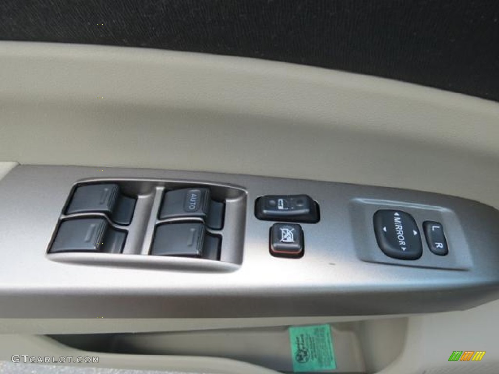 2007 Toyota Prius Hybrid Controls Photo #81628083