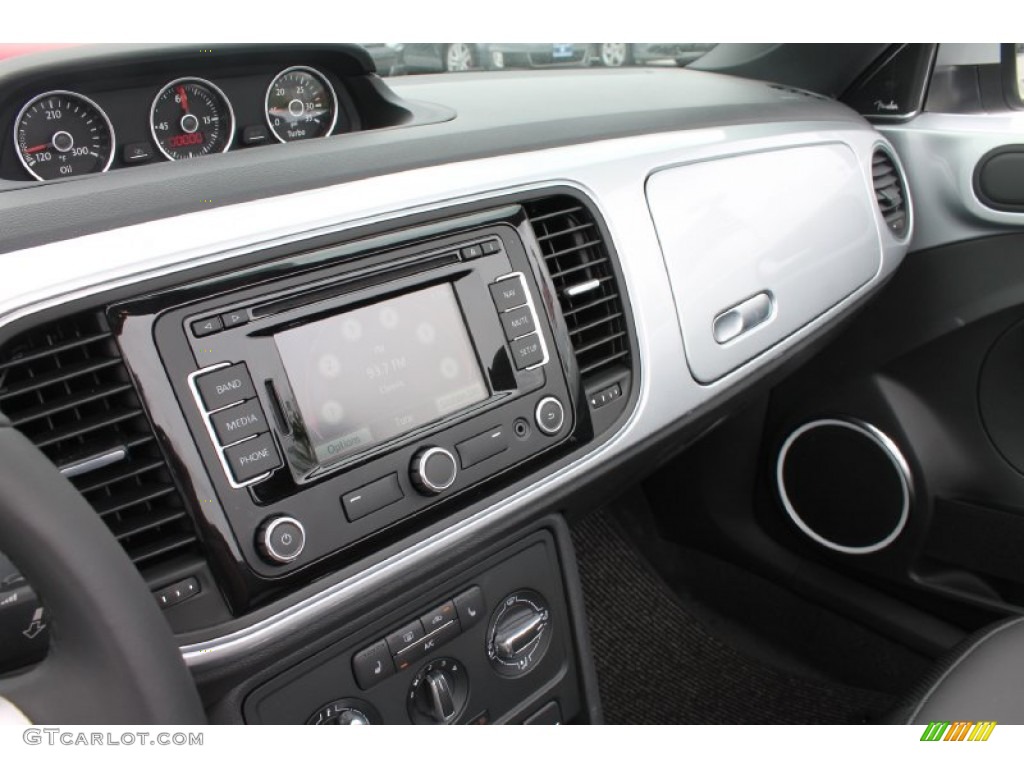 2013 Beetle TDI Convertible - Reflex Silver Metallic / Titan Black photo #18